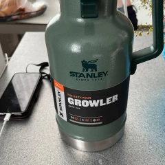 Термос для пива STANLEY CLASSIC 1,9L 10-01941-099 темно-зеленый